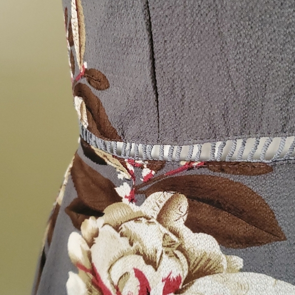 Open Back Halter Maxi Gray Tropical Floral Small - Picture 12 of 16